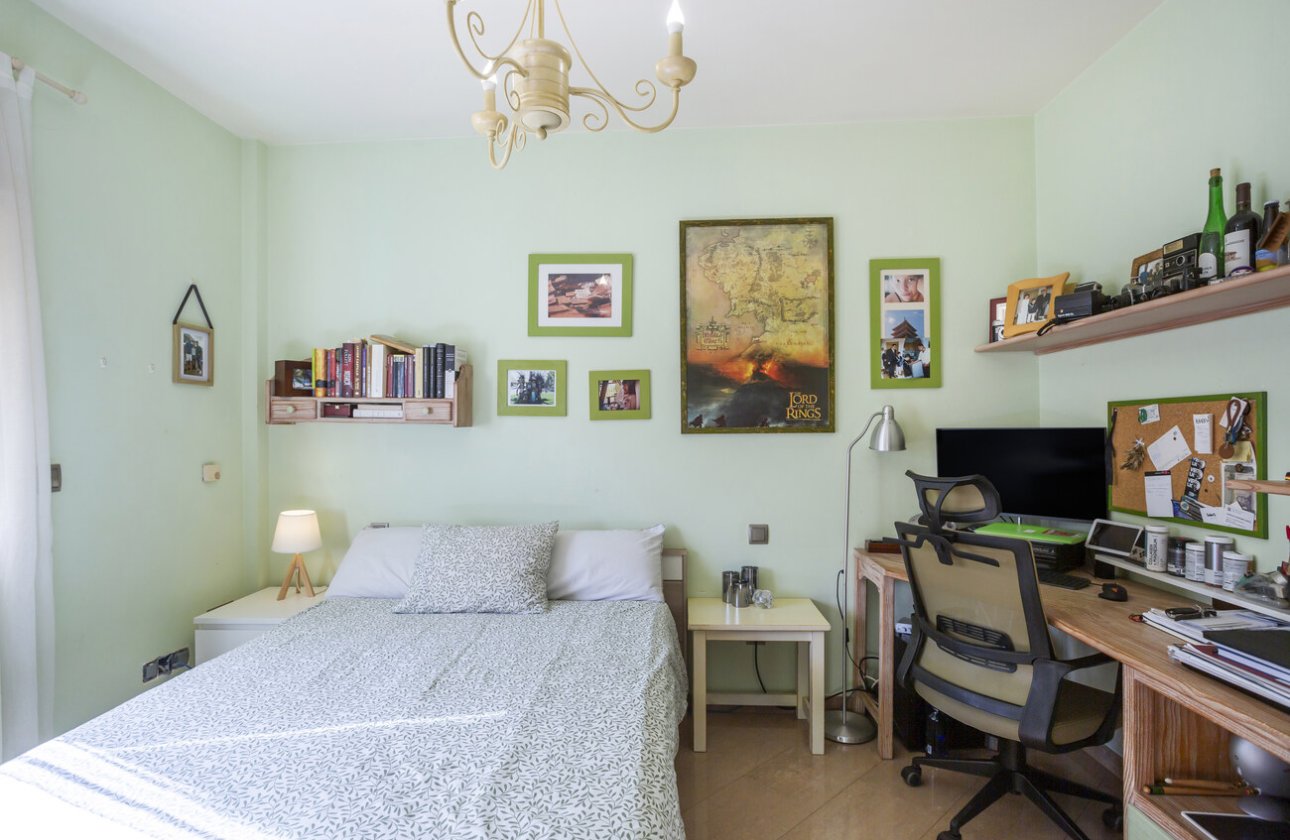 Resale - Villa -
Torrevieja - Costa Blanca