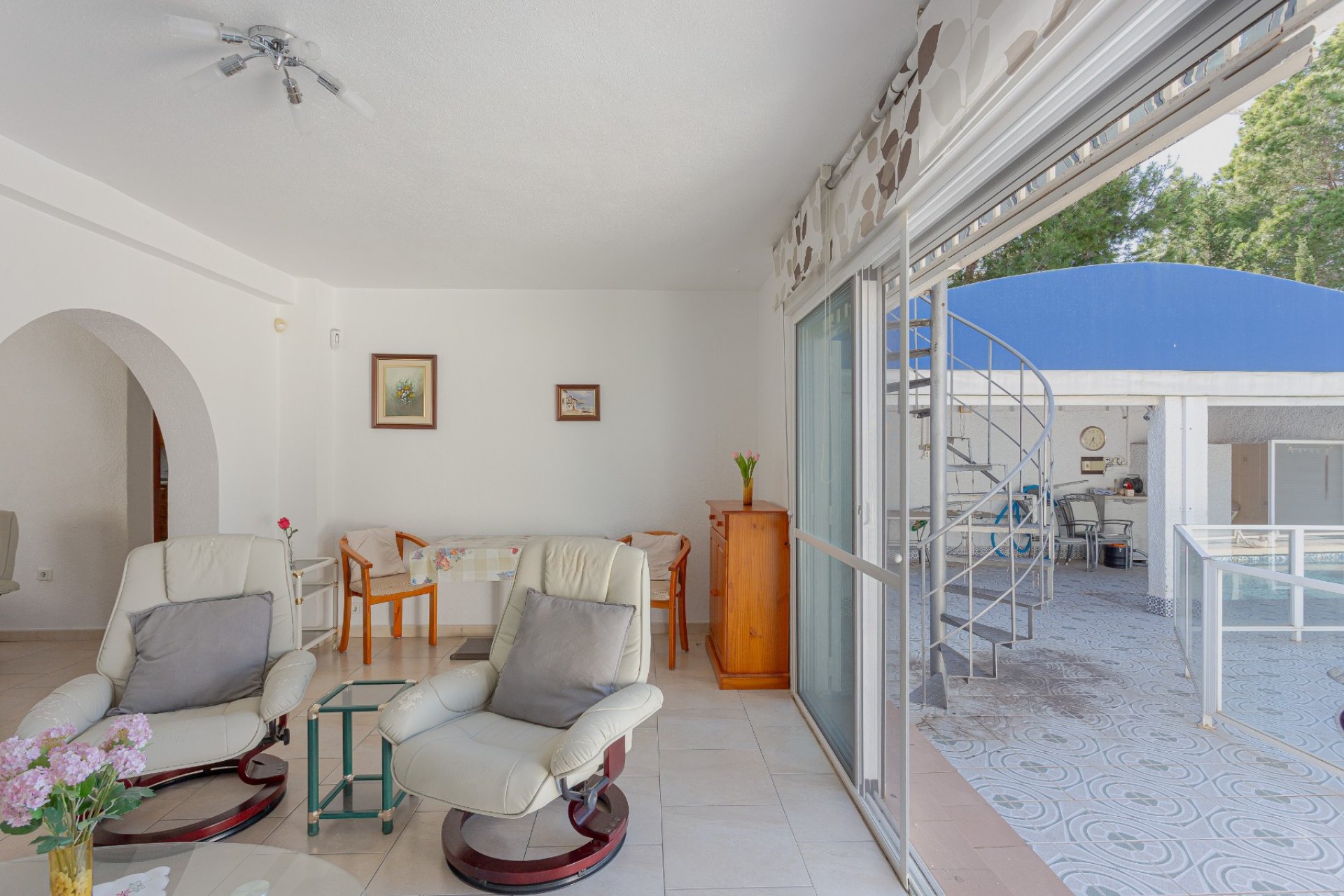 Resale - Villa -
Torrevieja - Costa Blanca
