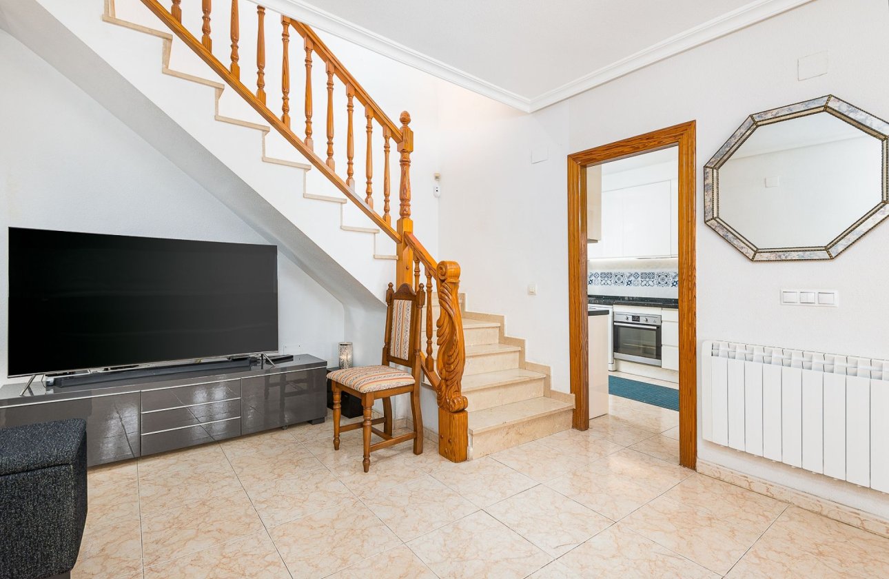 Resale - Villa -
Torrevieja - Costa Blanca