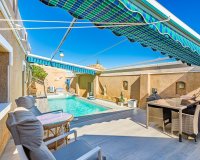 Resale - Villa -
Torrevieja - Costa Blanca