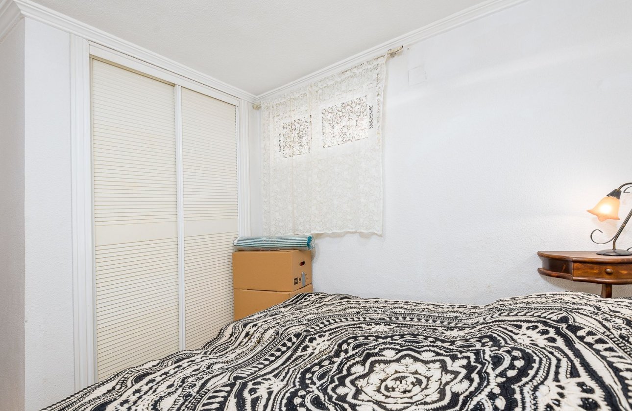 Resale - Villa -
Torrevieja - Costa Blanca