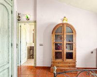 Resale - Villa -
Torrevieja - Costa Blanca