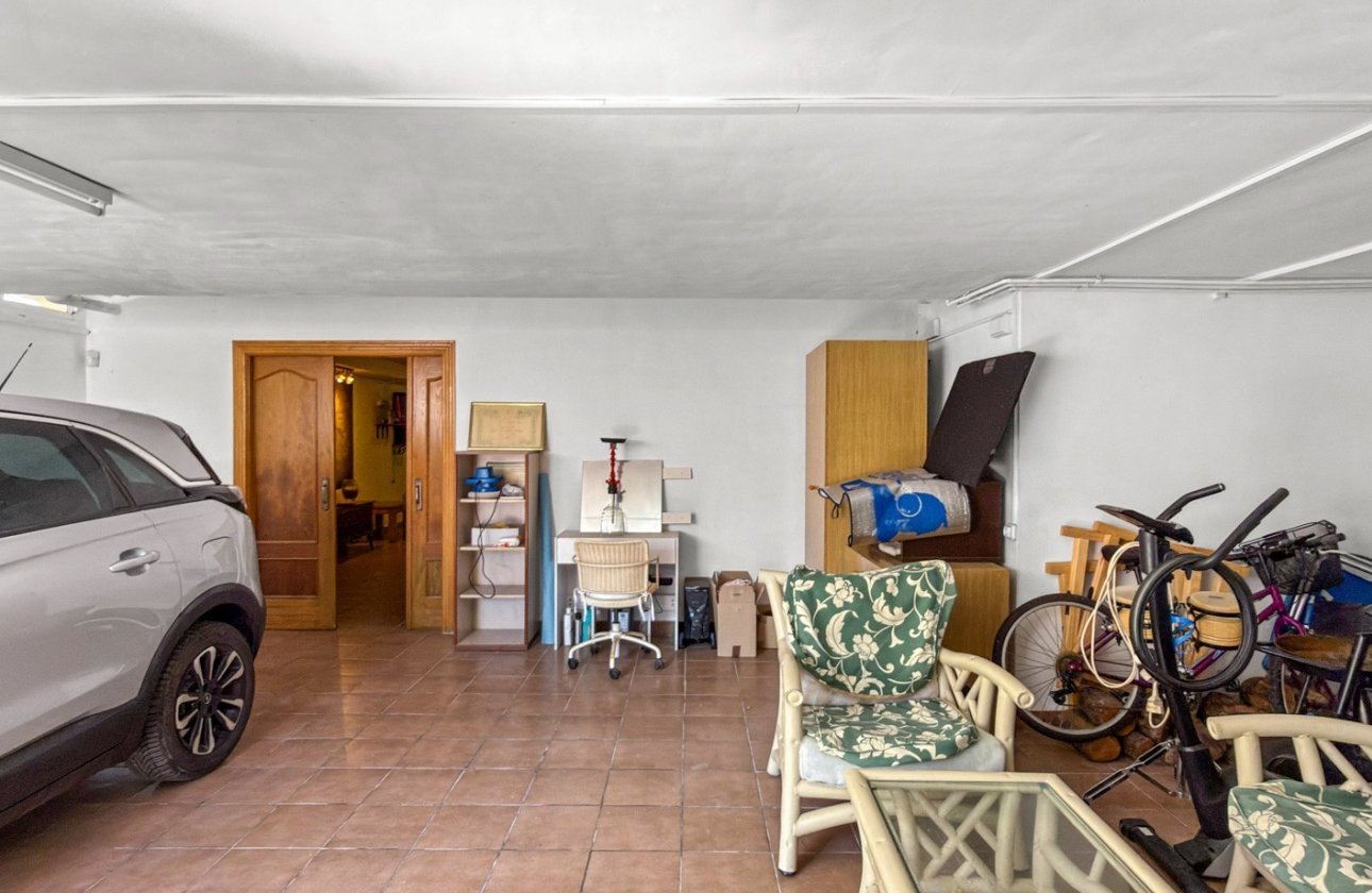 Resale - Villa -
Torrevieja - Costa Blanca