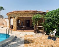 Resale - Villa -
Torrevieja - Costa Blanca