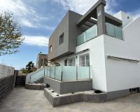 Resale - Villa -
Torrevieja - Costa Blanca
