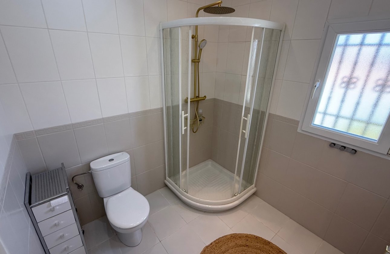 Resale - Villa -
Torrevieja - Costa Blanca