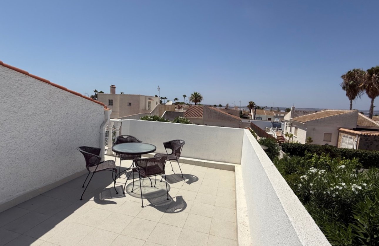 Resale - Villa -
Torrevieja - Costa Blanca