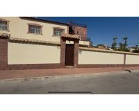 Resale - Villa -
Torrevieja - Costa Blanca