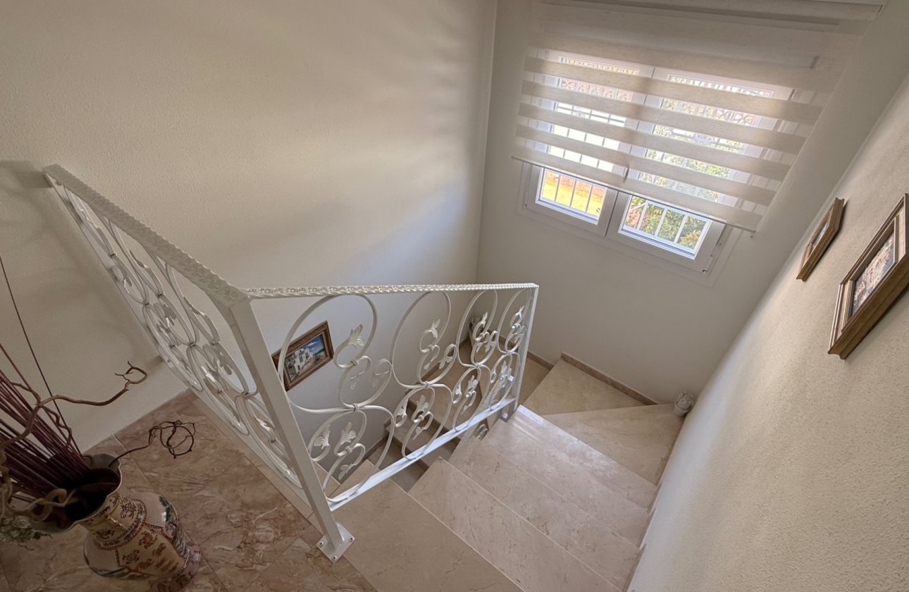 Resale - Villa -
Torrevieja - Costa Blanca