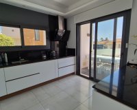Resale - Villa -
Torrevieja - Costa Blanca