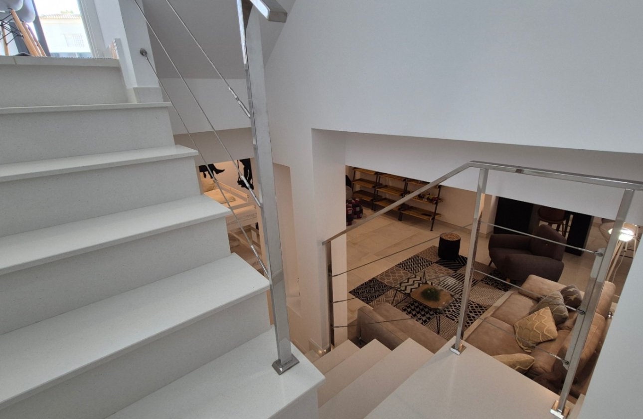 Resale - Villa -
Torrevieja - Costa Blanca