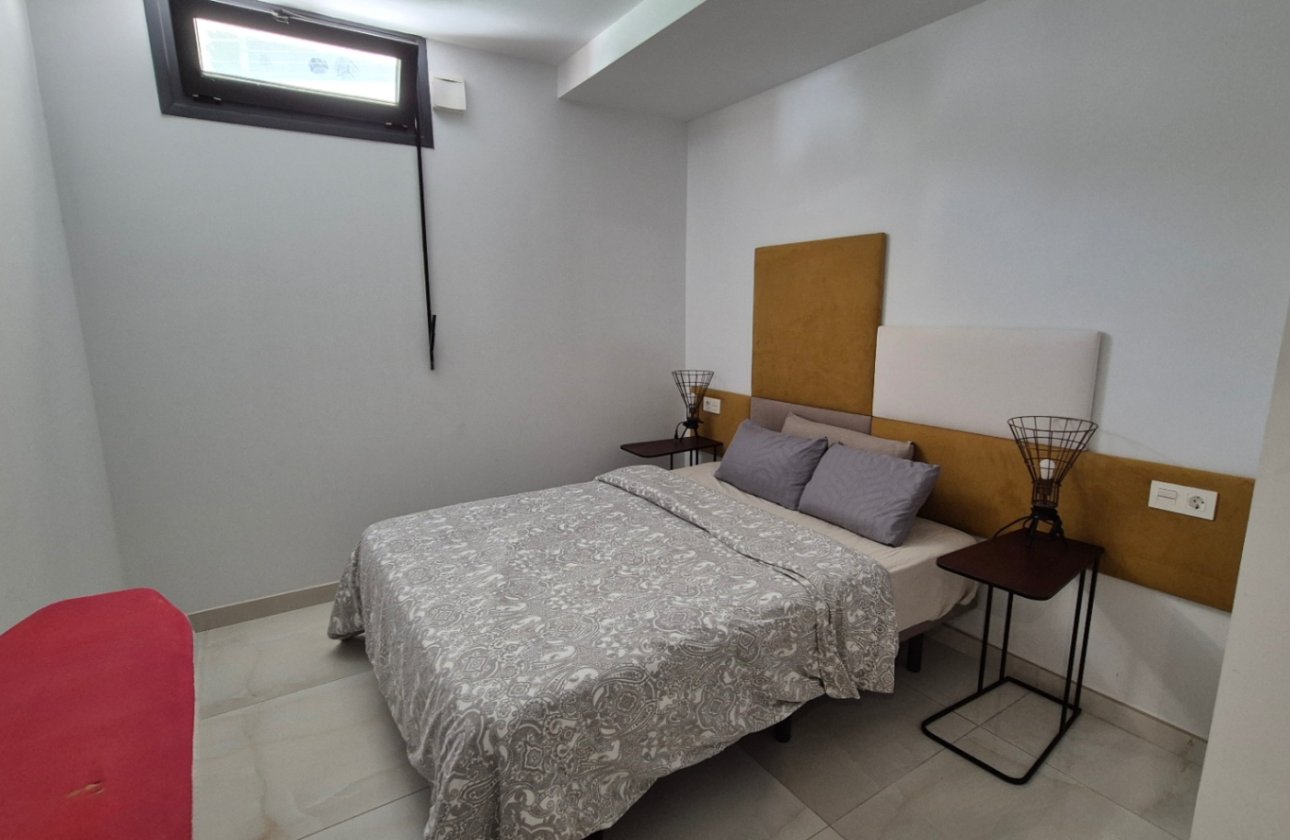 Resale - Villa -
Torrevieja - Costa Blanca