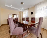 Resale - Villa -
Torrevieja - Costa Blanca