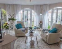 Resale - Villa -
Torrevieja - Costa Blanca