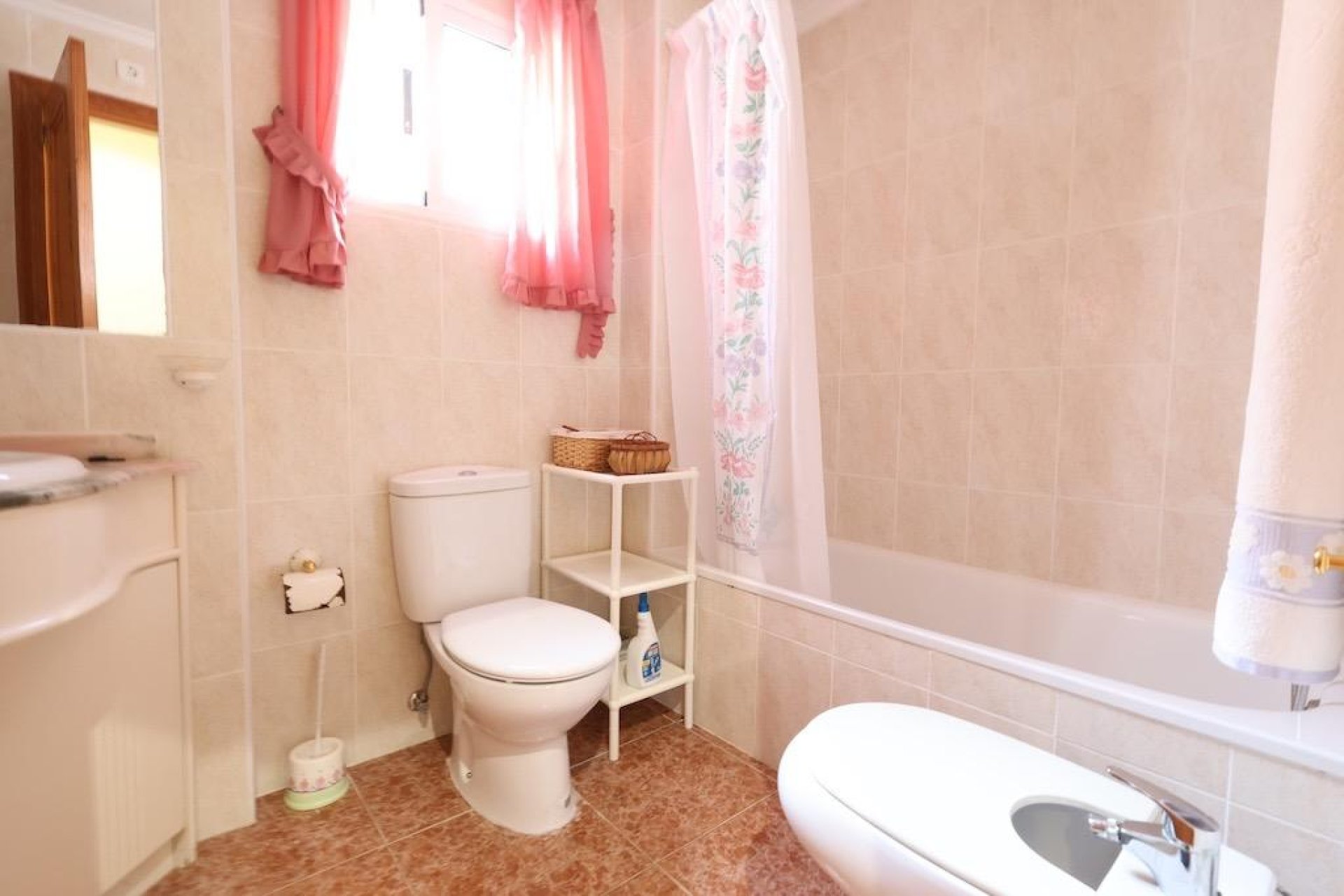 Resale - Villa -
Torrevieja - Costa Blanca