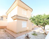 Resale - Villa -
Torrevieja - Costa Blanca