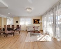 Resale - Villa -
Torrevieja - Costa Blanca
