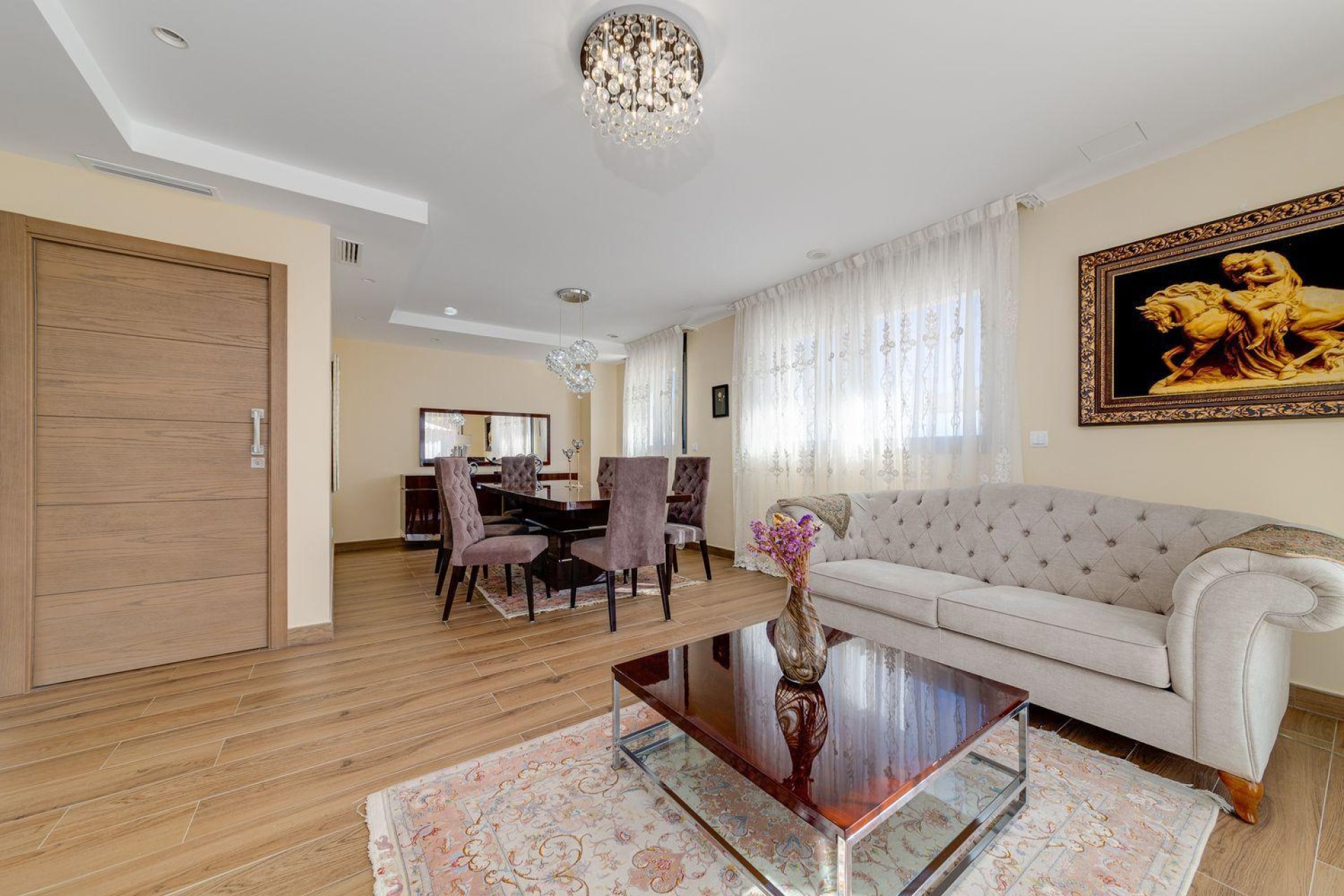 Resale - Villa -
Torrevieja - Costa Blanca