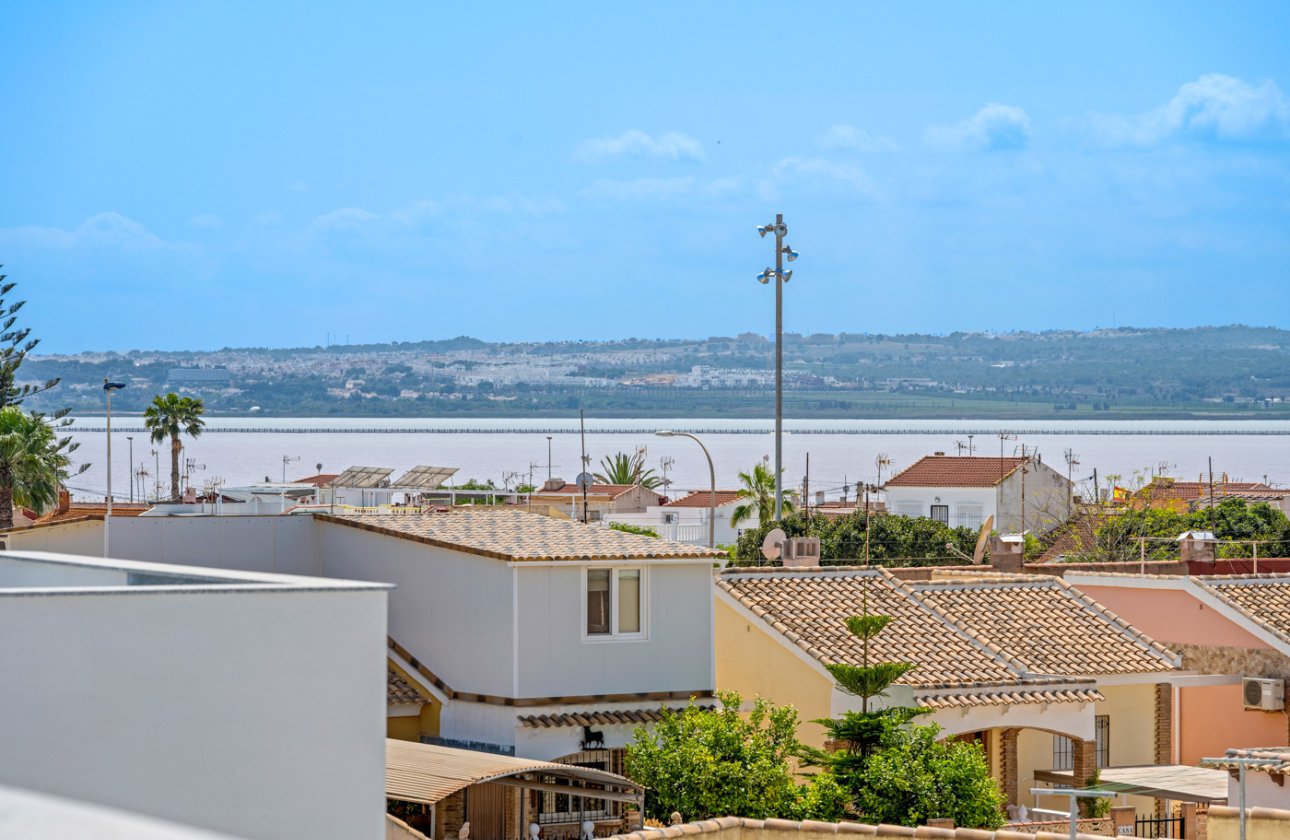Resale - Villa -
Torrevieja - Costa Blanca