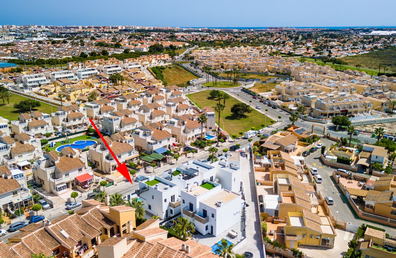 Resale - Villa -
Torrevieja - Costa Blanca