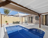 Resale - Villa -
Torrevieja - Costa Blanca
