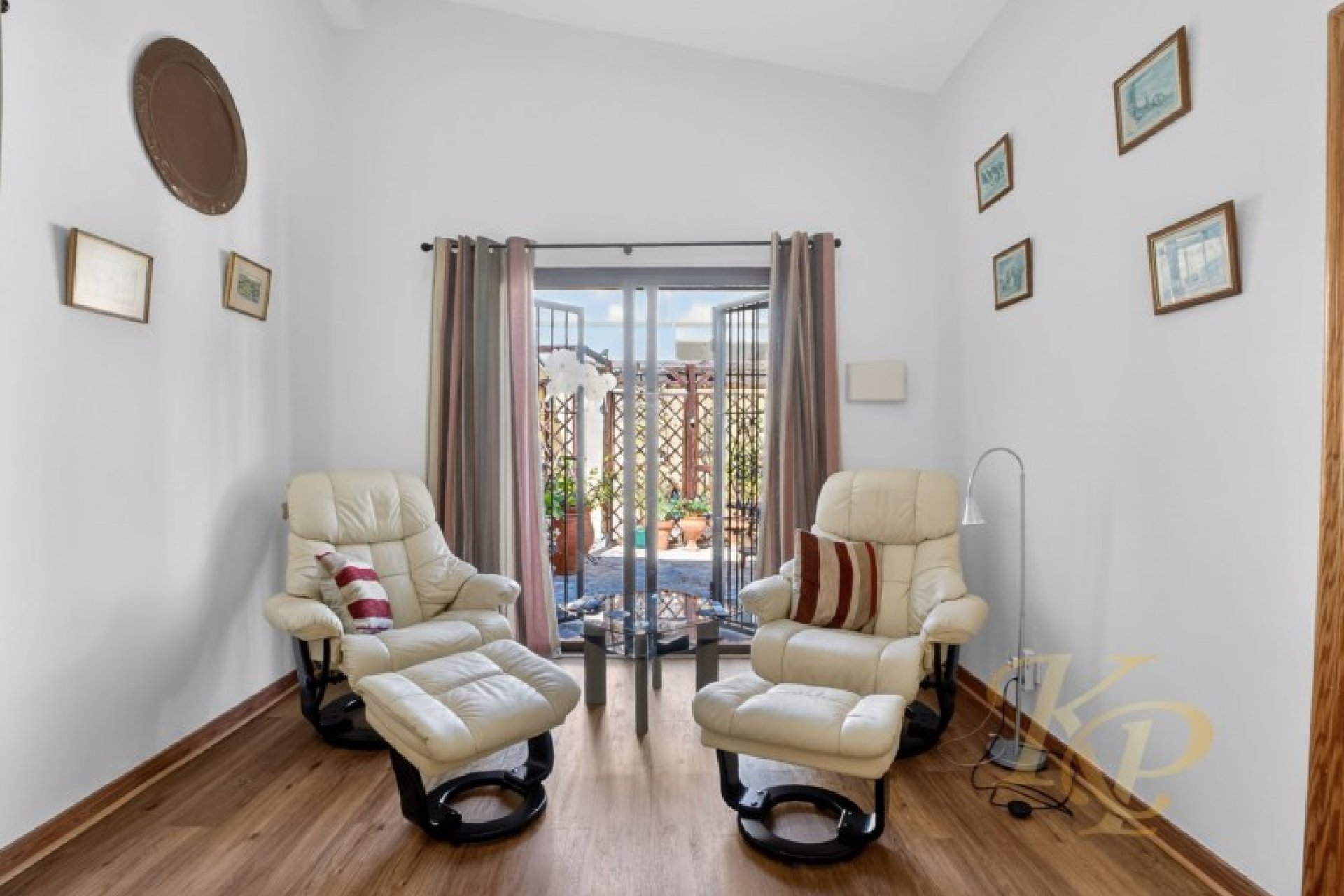 Resale - Villa -
Torrevieja - Costa Blanca