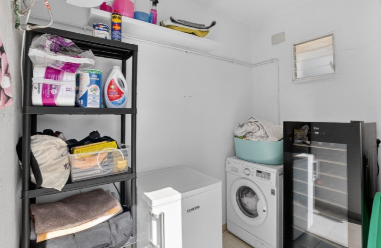 Resale - Villa -
Torrevieja - Costa Blanca