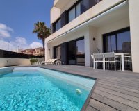 Resale - Villa -
Torrevieja - Costa Blanca