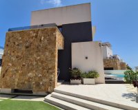 Resale - Villa -
Torrevieja - Costa Blanca
