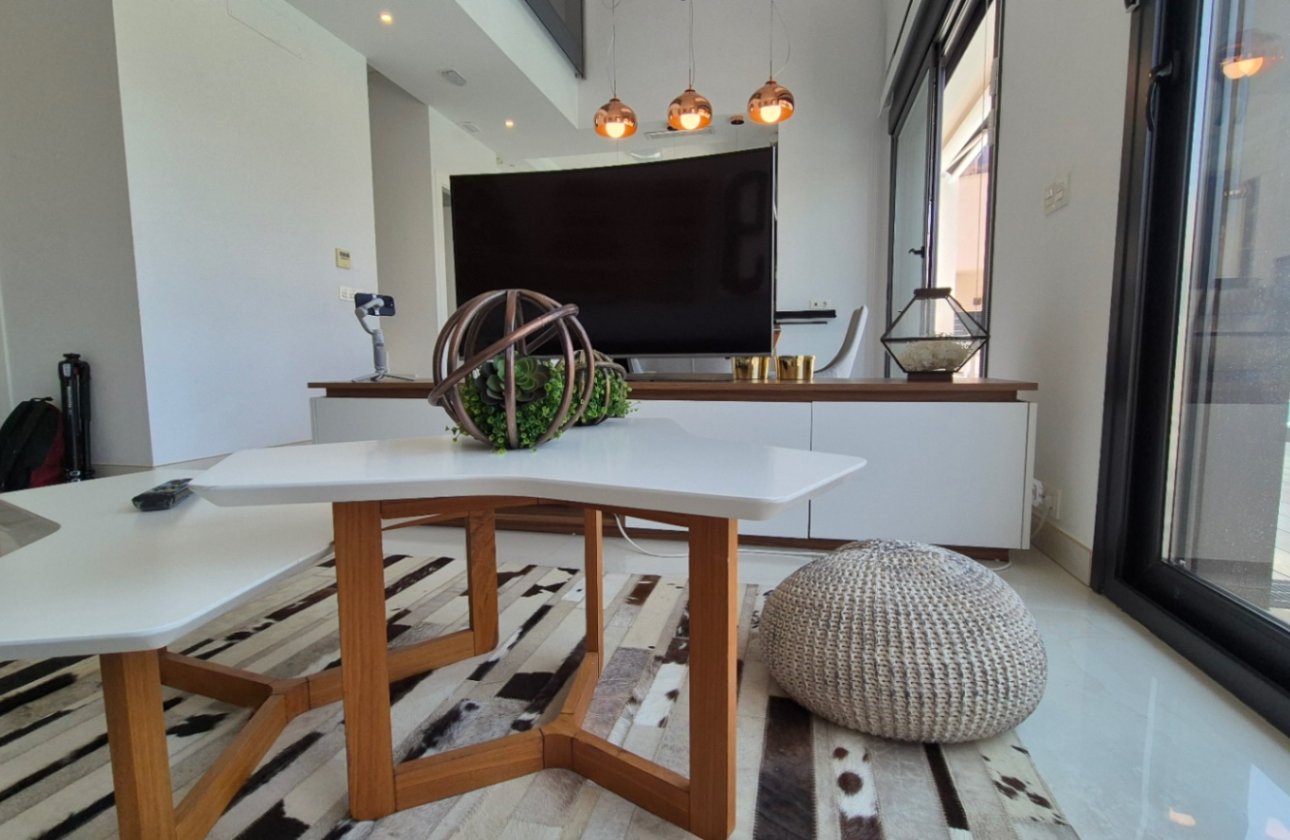 Resale - Villa -
Torrevieja - Costa Blanca
