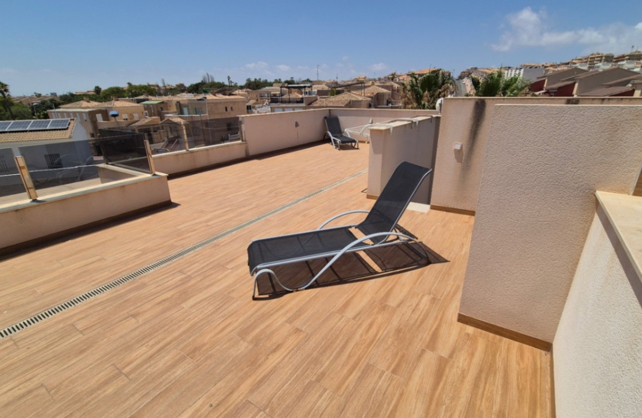 Resale - Villa -
Torrevieja - Costa Blanca