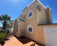 Resale - Villa -
Torrevieja - Costa Blanca