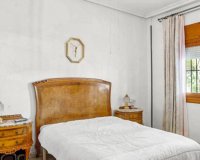 Resale - Villa -
Torrevieja - Costa Blanca