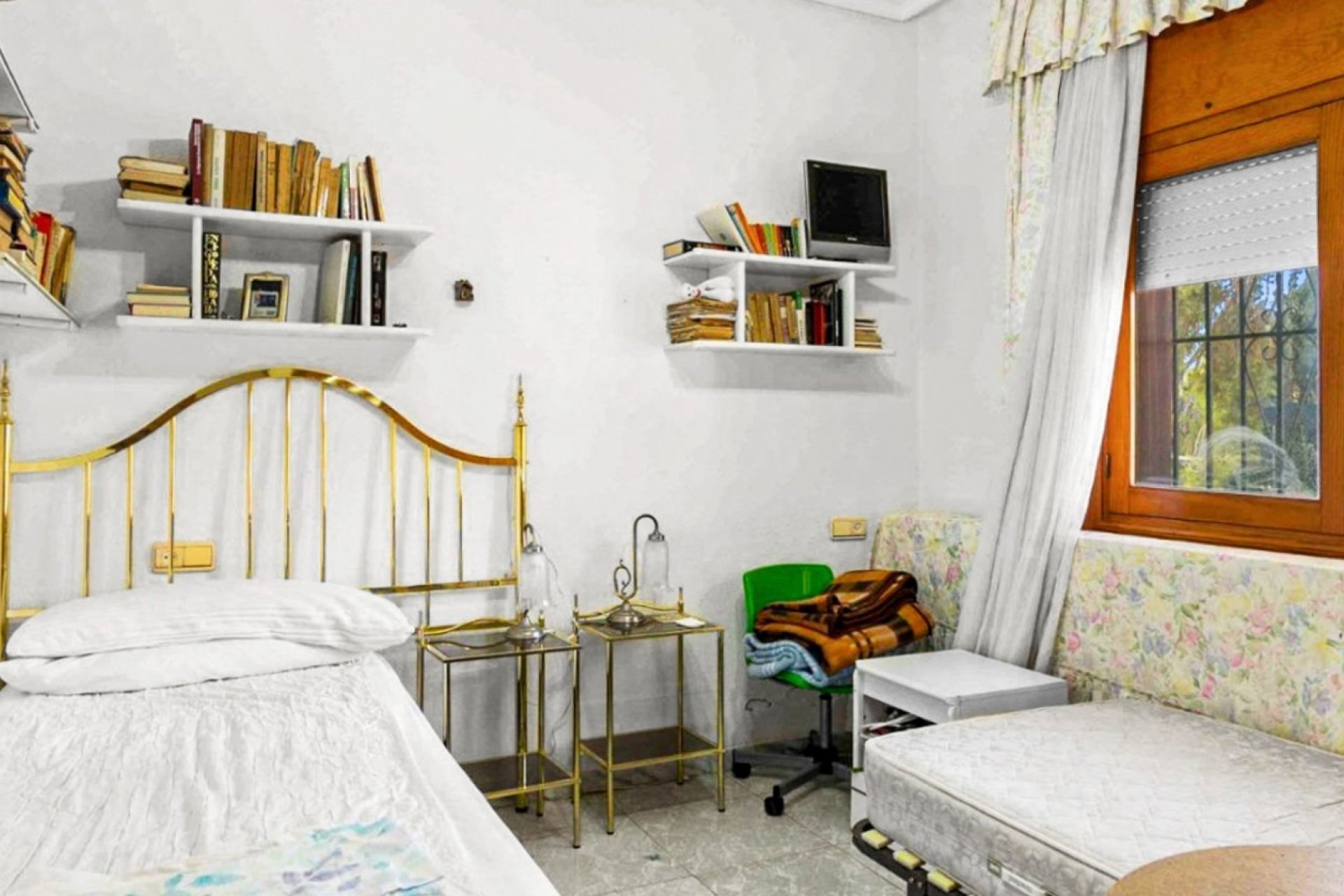 Resale - Villa -
Torrevieja - Costa Blanca