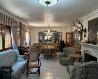 Resale - Villa -
Torrevieja - Costa Blanca