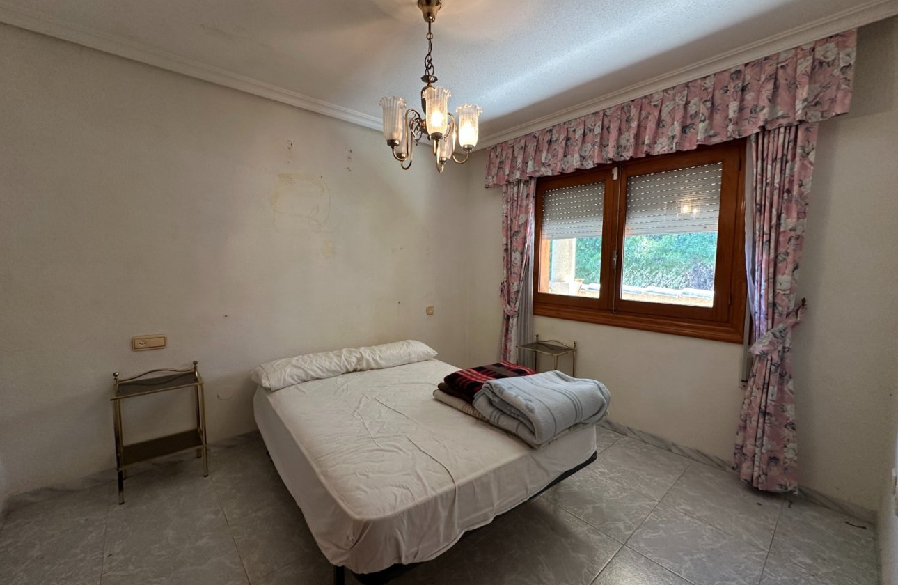 Resale - Villa -
Torrevieja - Costa Blanca