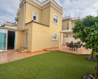 Resale - Villa -
Torrevieja - Costa Blanca