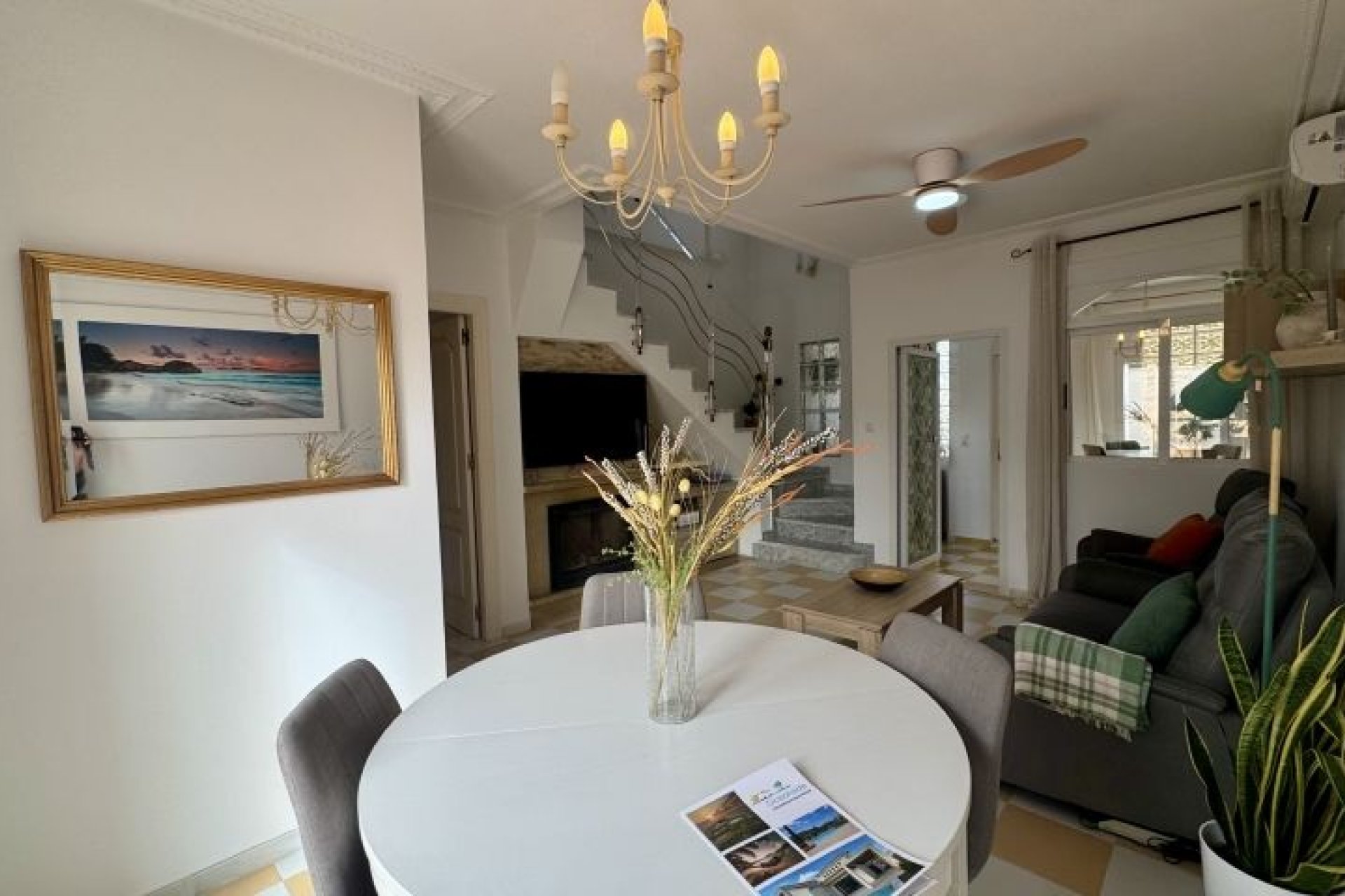 Resale - Villa -
Torrevieja - Costa Blanca