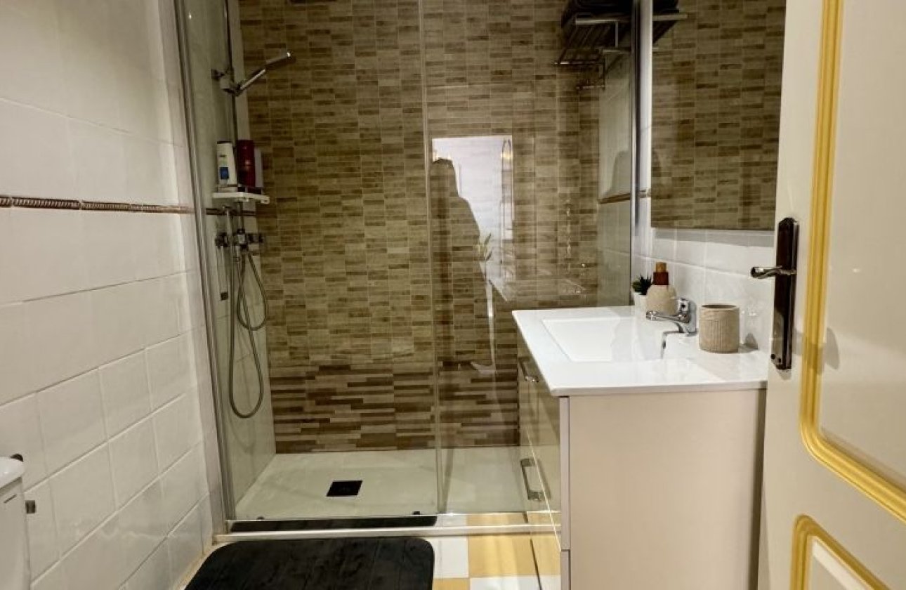 Resale - Villa -
Torrevieja - Costa Blanca