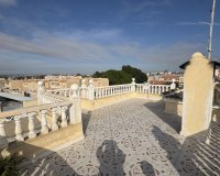Resale - Villa -
Torrevieja - Costa Blanca