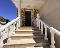 Resale - Villa -
Torrevieja - Costa Blanca