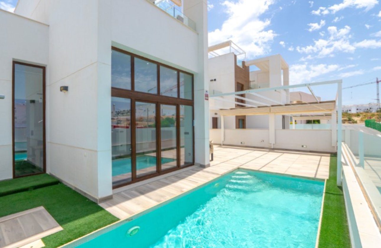 Resale - Villa -
Torrevieja - Costa Blanca