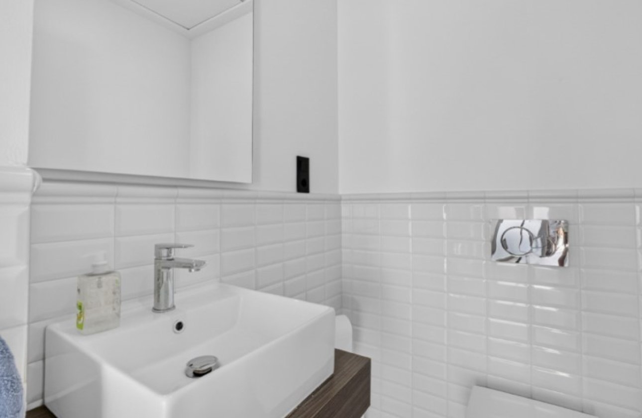 Resale - Villa -
Torrevieja - Costa Blanca
