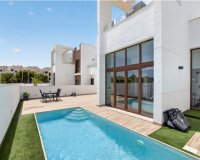 Resale - Villa -
Torrevieja - Costa Blanca