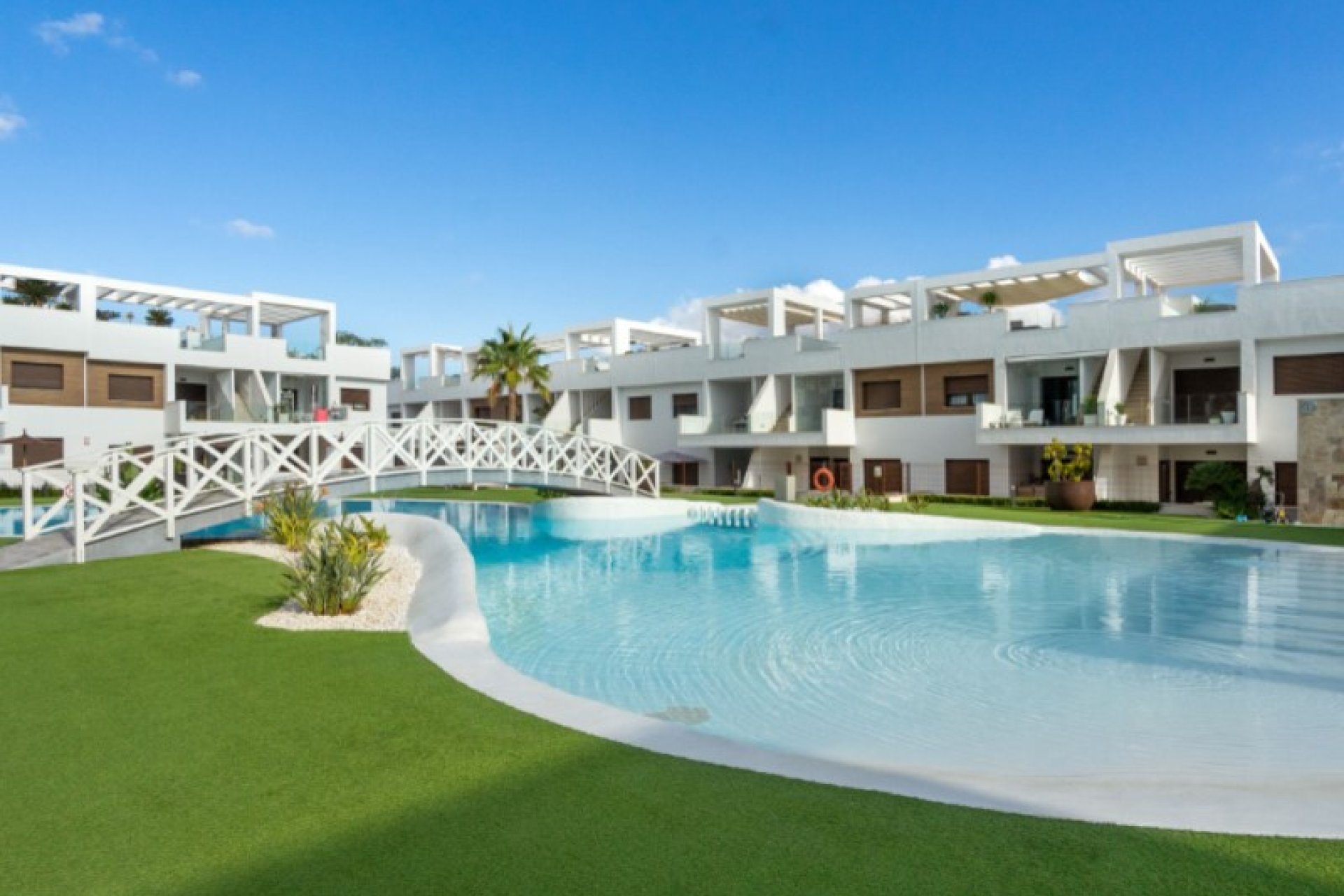 Resale - Villa -
Torrevieja - Costa Blanca
