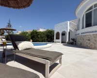 Resale - Villa -
Torrevieja - Costa Blanca