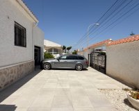 Resale - Villa -
Torrevieja - Costa Blanca