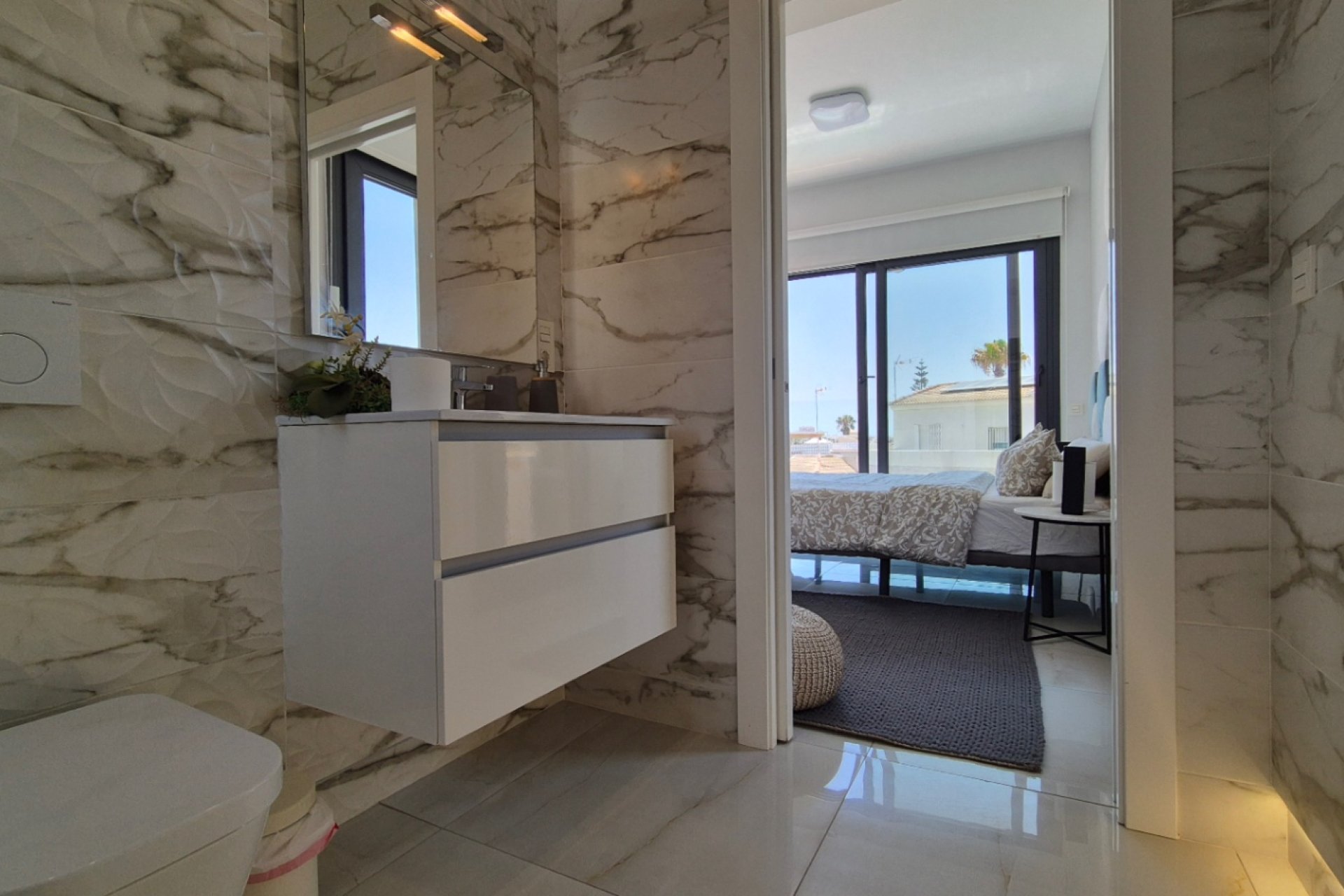Resale - Villa -
Torrevieja - Costa Blanca