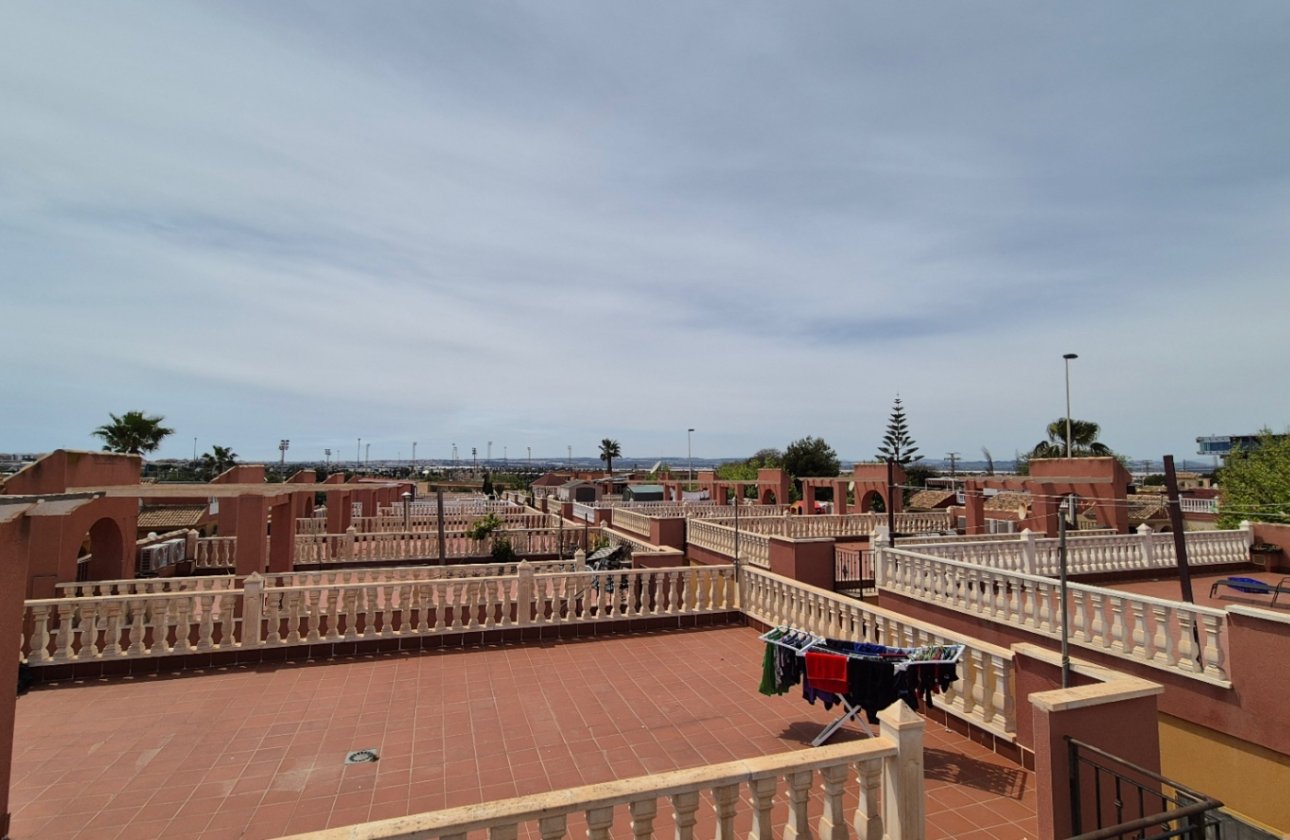 Resale - Villa -
Torrevieja - Costa Blanca
