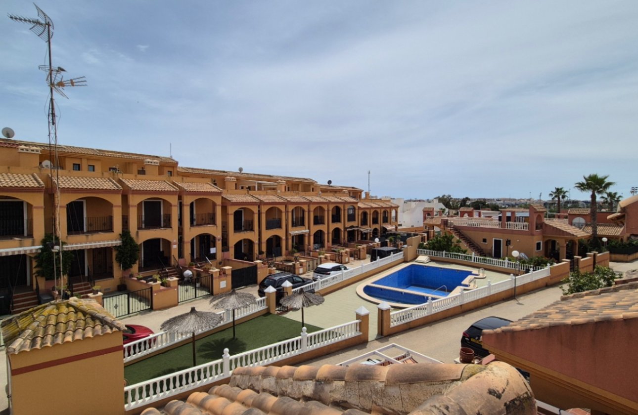 Resale - Villa -
Torrevieja - Costa Blanca